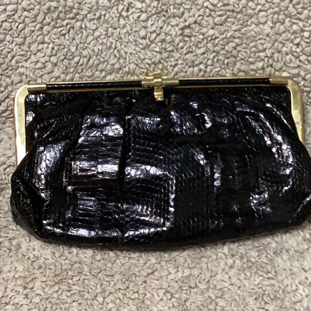 Vintage Black Snakeskin clutch Purse tan suede interior w/2 zipper pockets Clean - Picture 1 of 7
